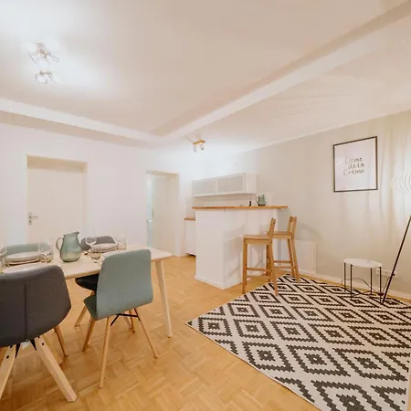 Апартаменты Parklounge In Historic