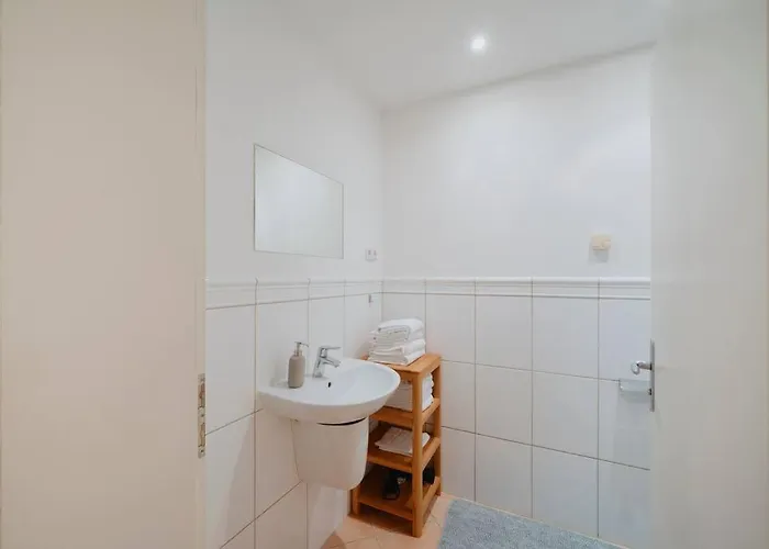 Parklounge In Historic Appartamento